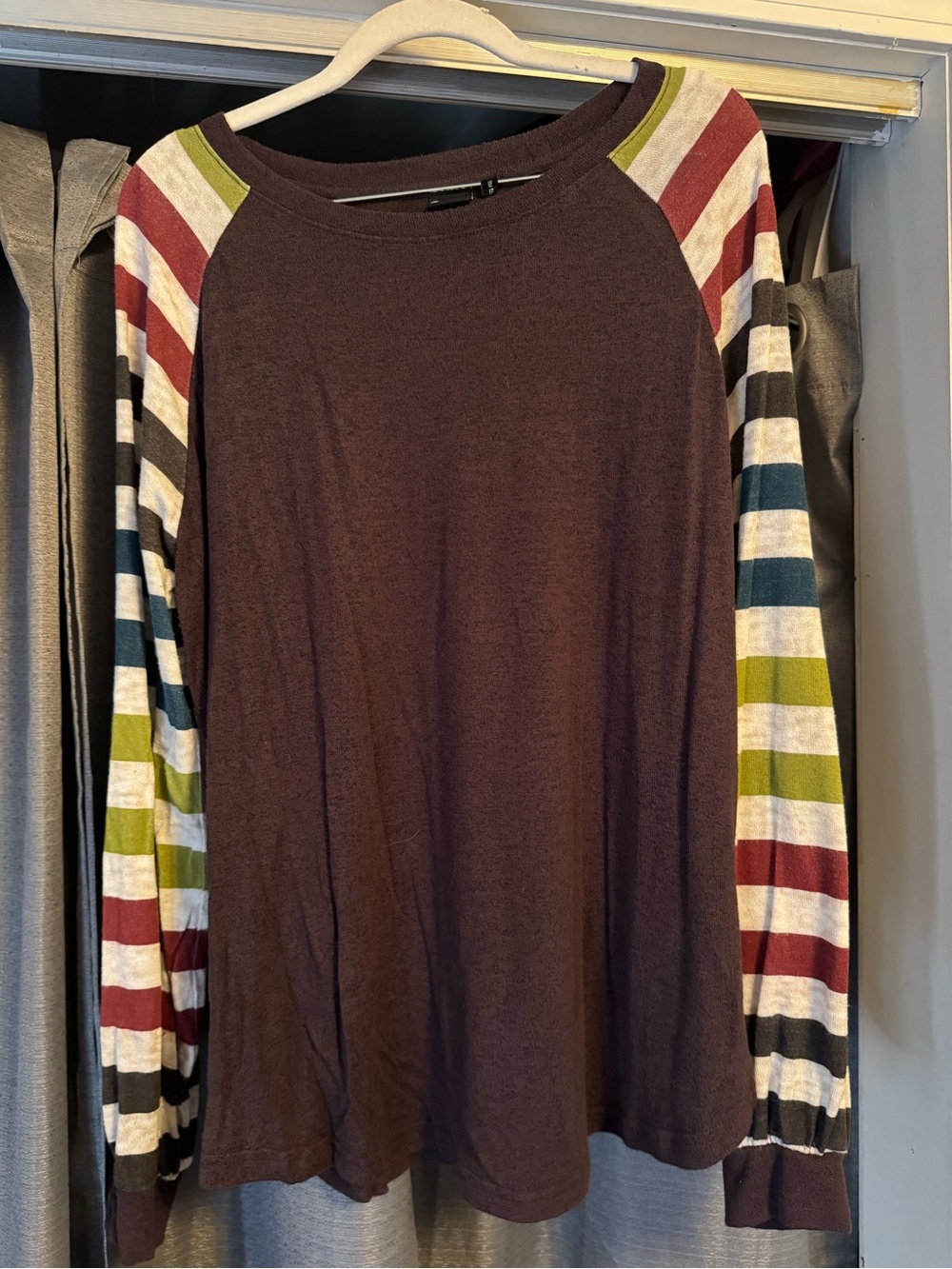 Cruel Girl Long Sleeve Color Block Top in black